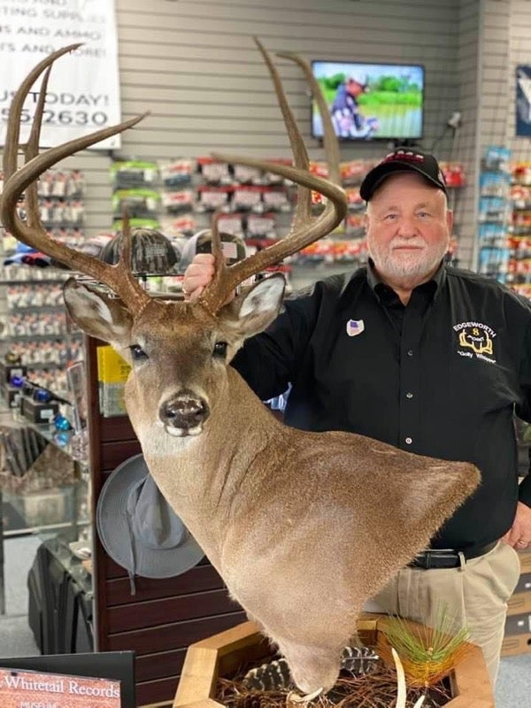 State record deer changes hunter’s life The Clanton Advertiser The